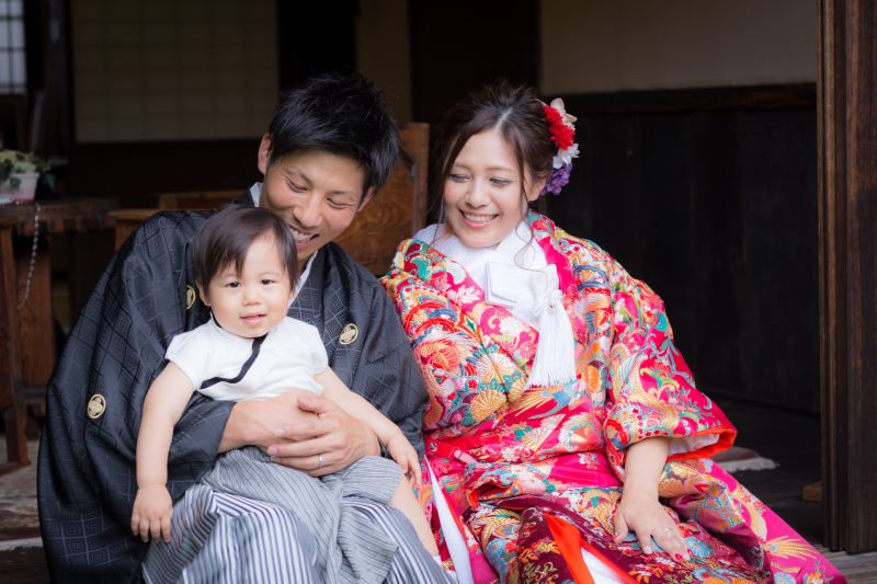 MaiBRIDE　春日井_子供用の衣装がある