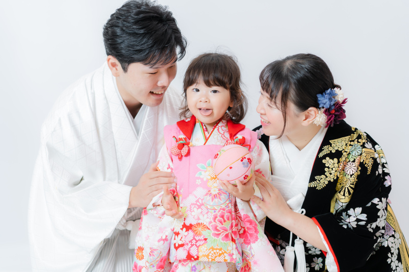 MaiBRIDE　春日井_子供用の衣装がある