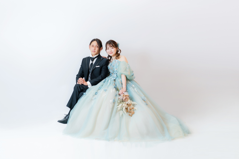 ご妊娠中でもお好きな衣裳が選べる【マタニティウェディングプラン】