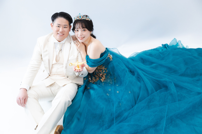 スタジオ平日撮影特典【洋+和セット大満足の新婦様は4着選べるプラン】