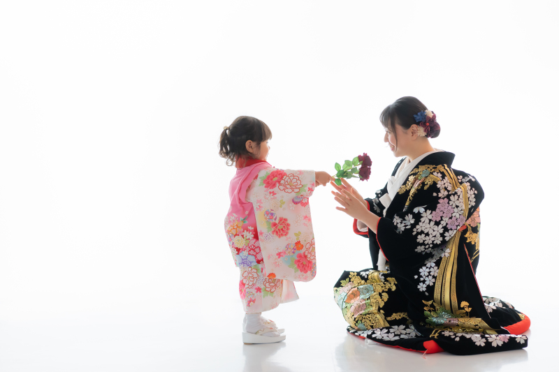 お子様と写真に残す【ファミリーフォトお子様衣裳セットプラン】