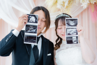 ご妊娠中でもお好きな衣裳が選べる【マタニティウェディングプラン】