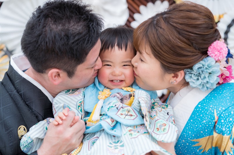 お子様と写真に残す【ファミリーフォトお子様衣裳セットプラン】