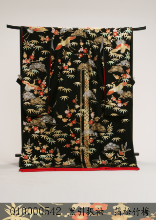 黒引振袖　箔松竹梅