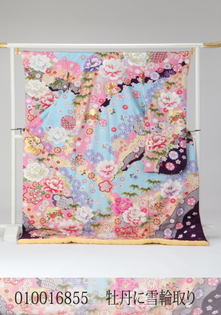 牡丹に雪輪取り