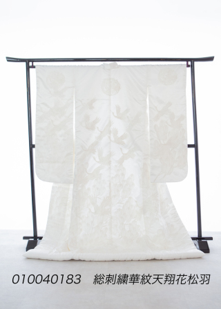総刺繍華紋天翔花松羽