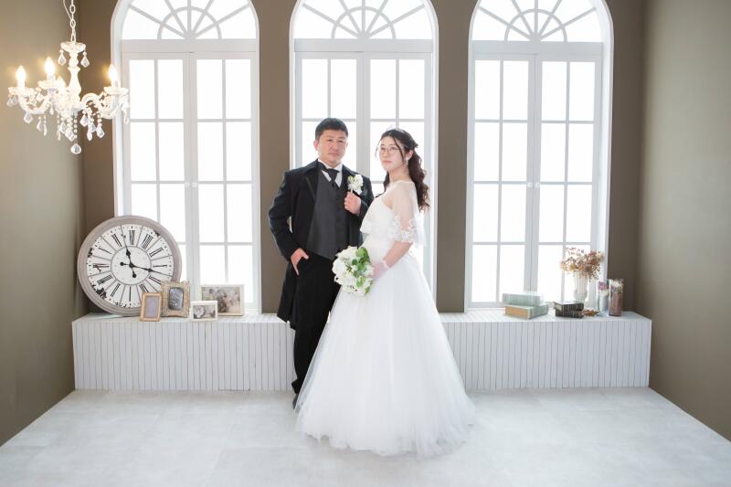 振りむきポーズ