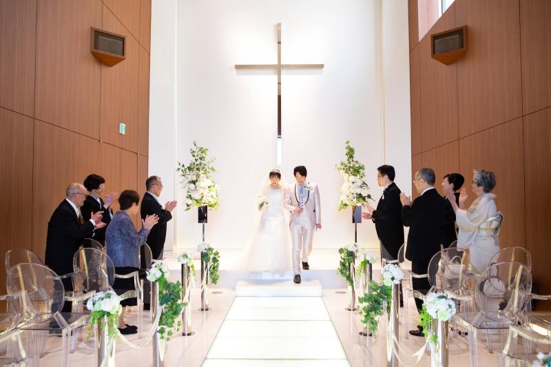 退場