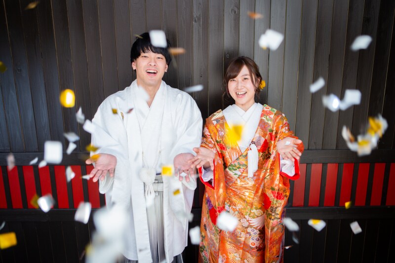 コンフェッティで華やかに