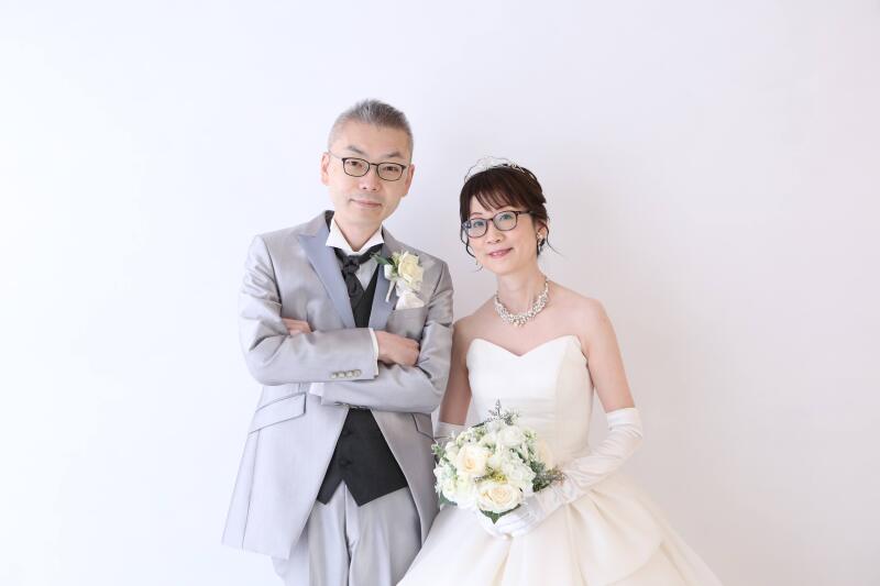 挙式前にスタジオ撮影