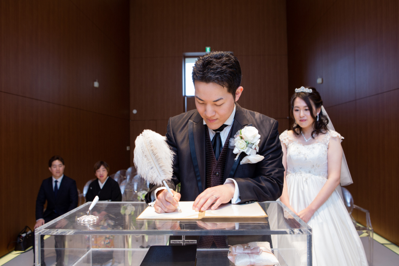 「結婚証明書」へ署名.....♡
