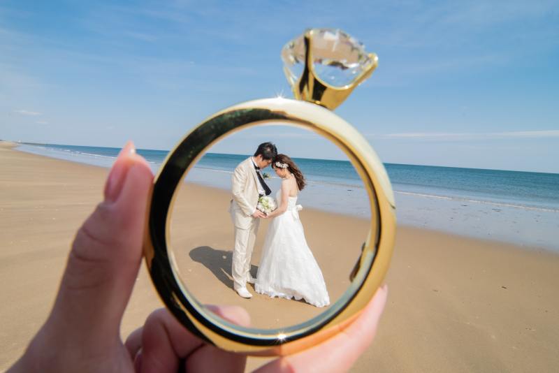 指輪の中に入った人気の一枚