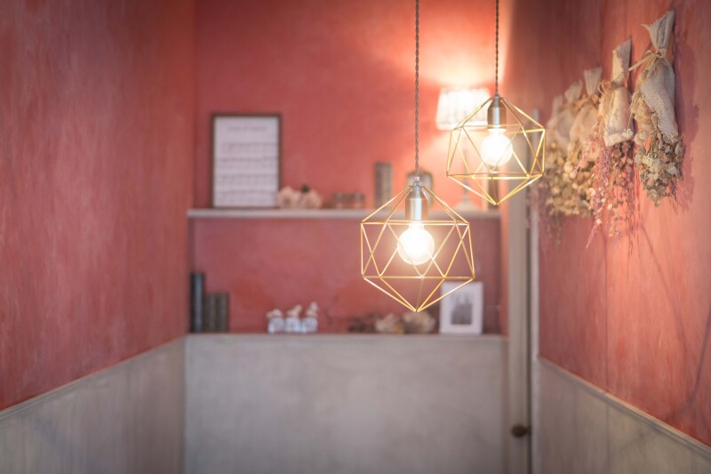 MaiBRIDE 津/ノードダモーレ 津_女性のフォトグラファーがいる