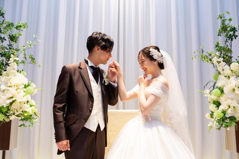 【フォト婚全データプラン】ご家族様と一緒に写真で結婚式♡人気のチャペル撮影。結婚式のように入場から退場まで撮影させて頂きます。
