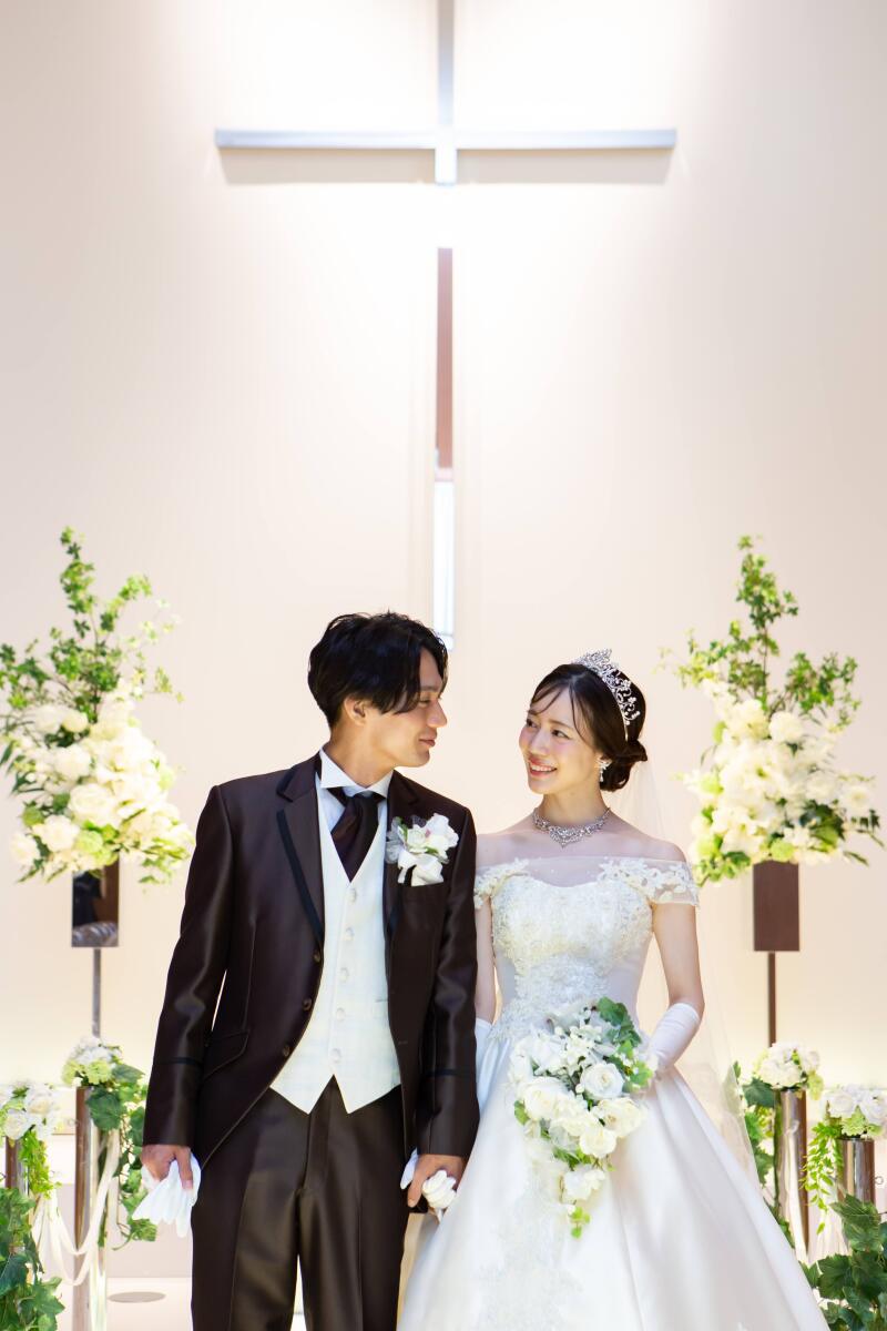 【会食付きフォト婚&reg;プラン】チャペル撮影の後お二人でも・ご家族様と一緒にも会食もできるプラン