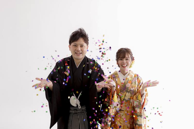 まずはスタジオで