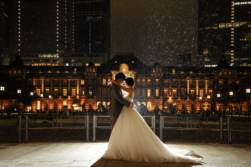 夜に溶ける抱擁