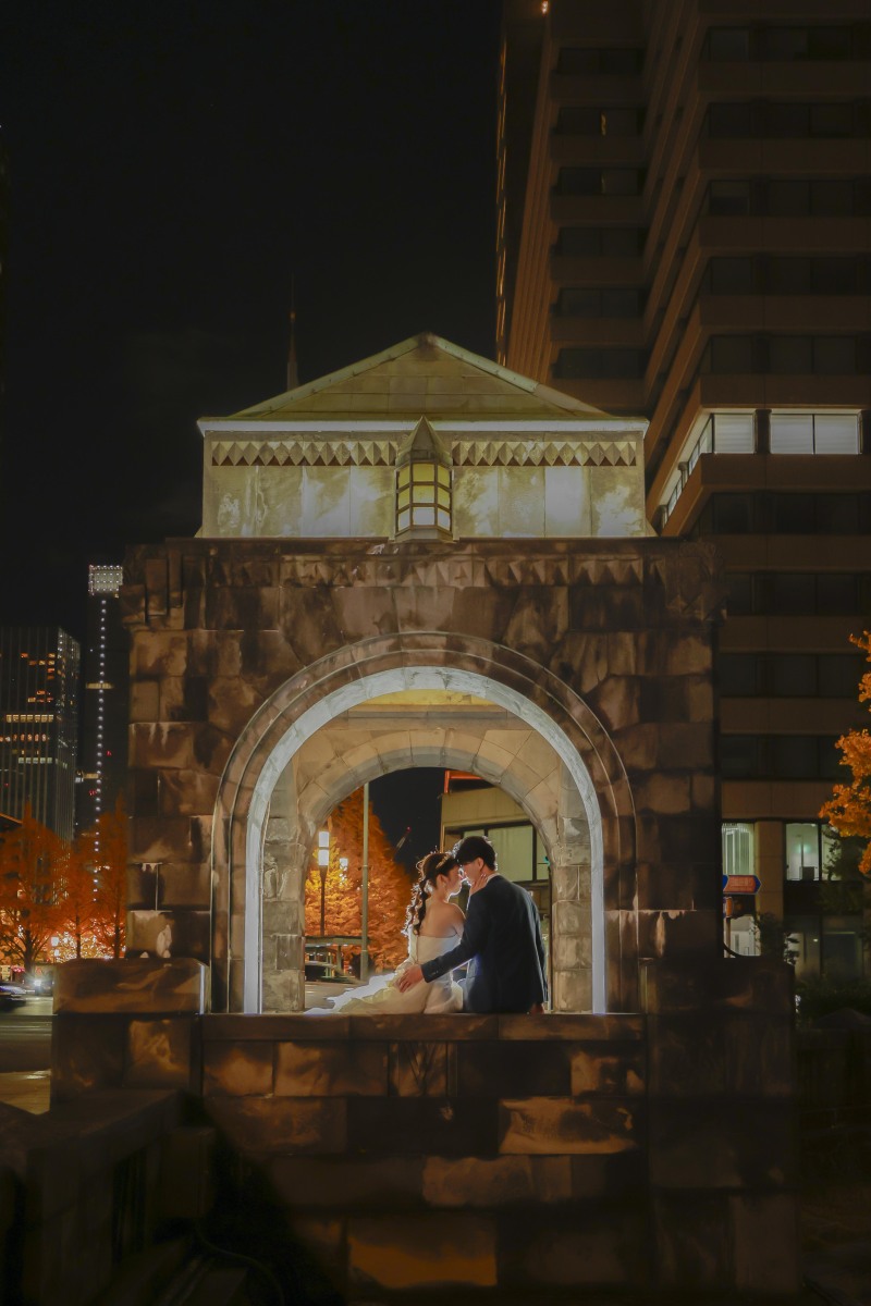 夜景に包まれる誓い