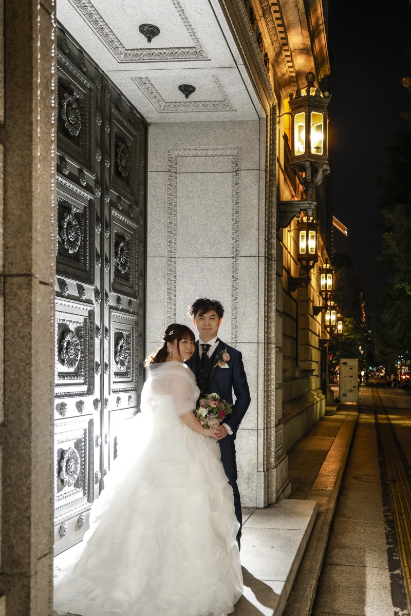 街灯が導く、クラシカルな夜