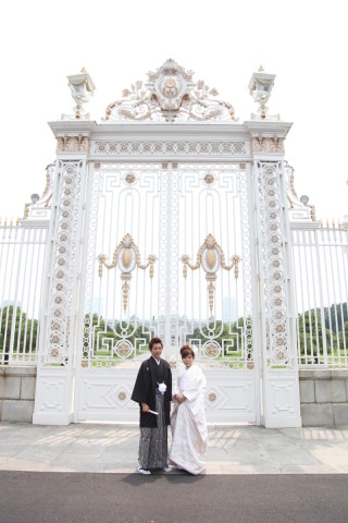 迎賓館前（白無垢）