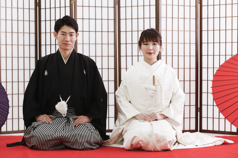 まずはスタジオで