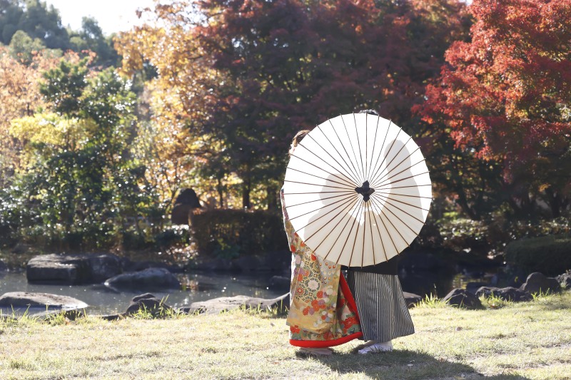 紅葉に包まれて
