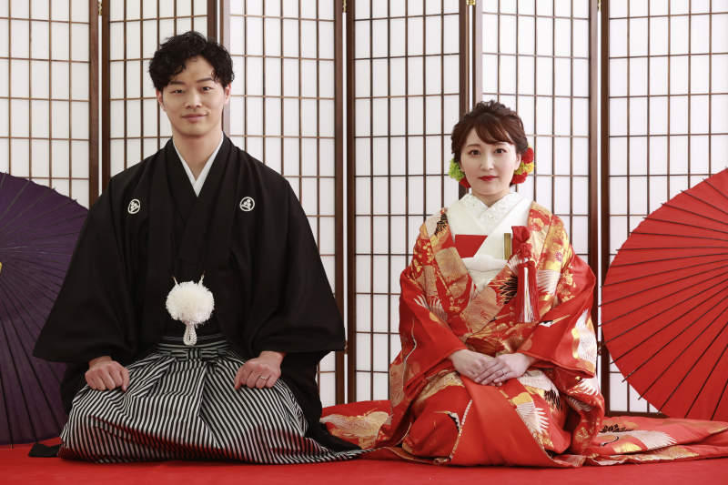 鮮やかな色打掛で撮影しましょう