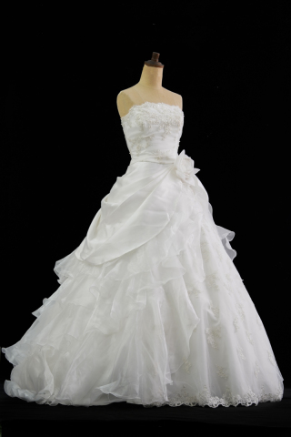 事前フィッテング（衣装の試着）