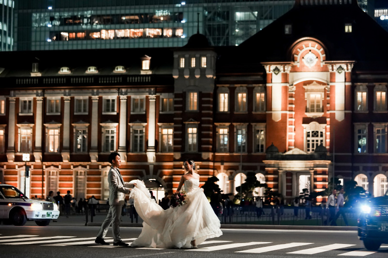 東京駅は動きのあるお写真を選ぶのもありです！
