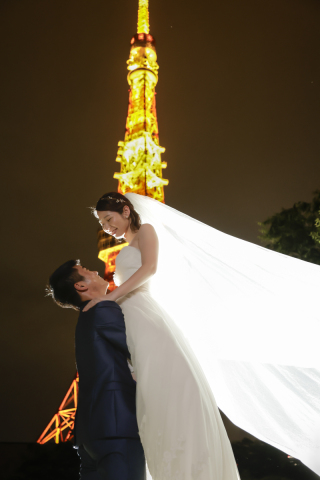 東京駅の他東京タワーの持ち上げカットもお手伝いいたします