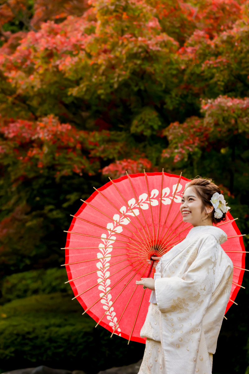 【紅葉和装ロケLight】 期間限定プラン 白無垢 or 色打掛《40着以上から差額ナシで選べる》表示価格からUP料金なしで安心