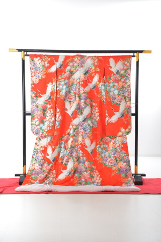 赤16 丸八朱赤金彩鶴