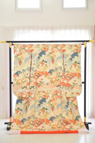 白4 (幸)慶翔花比べ