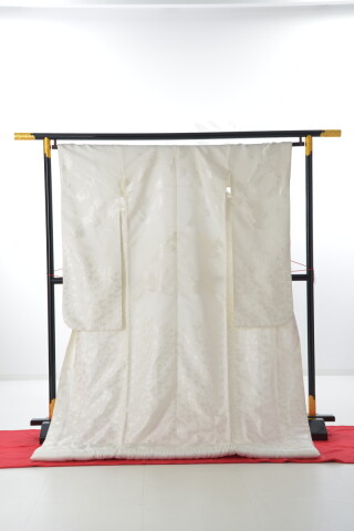 O11 幸和梅花飛翔鶴紋