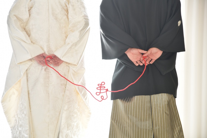 お二人の真ん中にアイテム