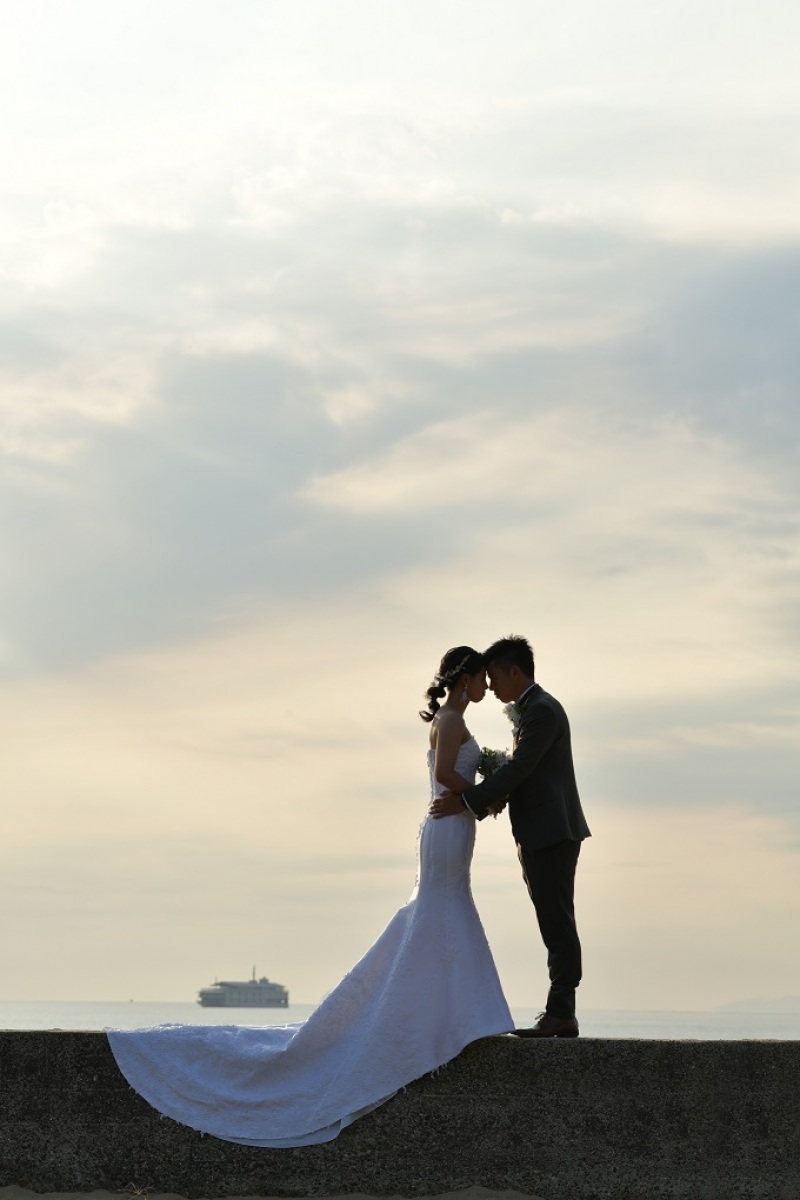 トレーンを流してシルエット