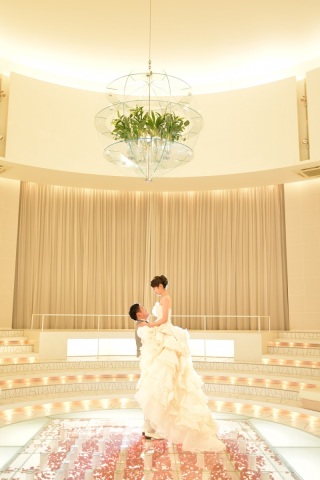 和装1点・洋装3点・ロケ1カ所