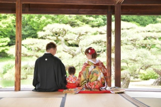 和装1点・洋装2点・ロケーション2カ所　お子様と一緒に
