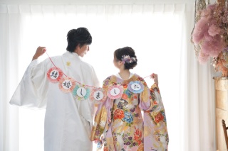 和装1点・洋装1点・ロケ2カ所