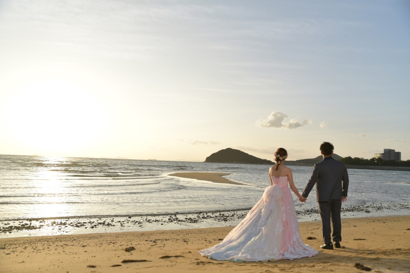 和装1点・洋装2点・ロケ2か所