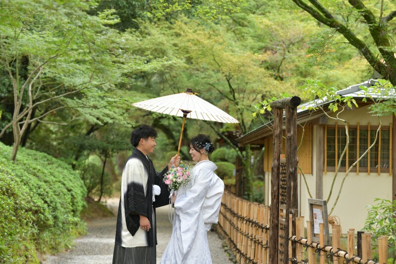 和装1点・洋装１点・ロケ２か所