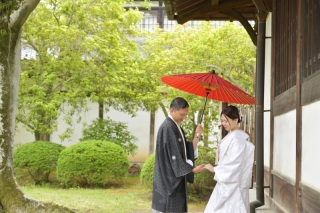 和装1点、洋装2点、ロケ1カ所