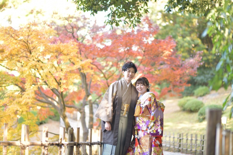 二人くっついて