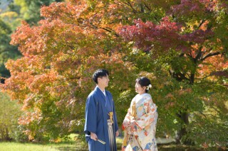 和装1点・洋装1点・ロケ2か所