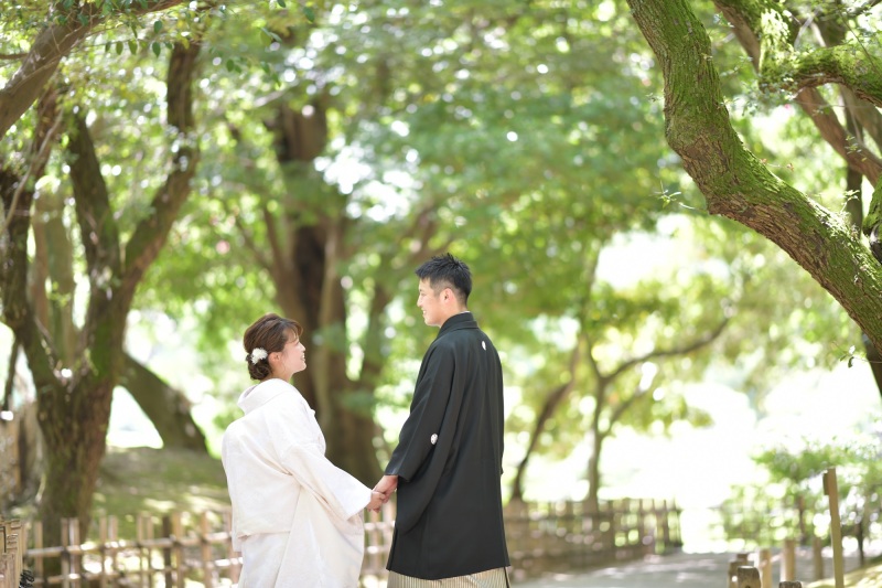 日陰に入りながら