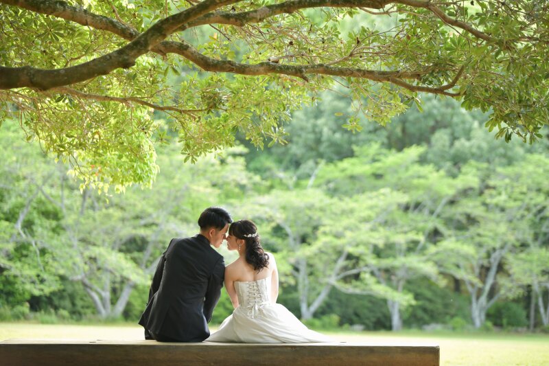 【7月に契約で￥253,000&rarr;￥198,000】秋冬限定「新婦様2点・新郎様1～2点・ロケーション1カ所・データ100カット」
