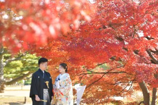 どの衣装を選んでも￥0！秋冬限定プラン「新婦様2点・新郎様1～2点・ロケーション1カ所・データ100カット」