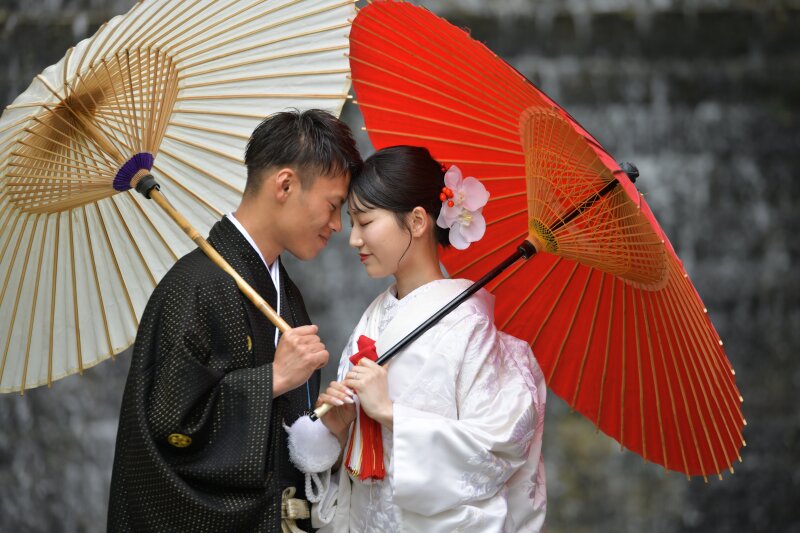 【7月に契約で￥253,000&rarr;￥198,000】秋冬限定「新婦様2点・新郎様1～2点・ロケーション1カ所・データ100カット」