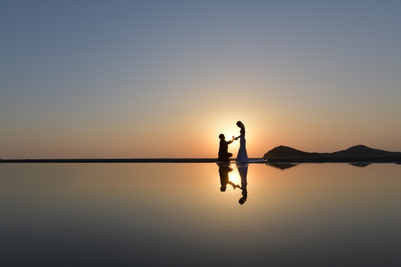 県外からのお問い合わせOK!帰省や旅行に◎父母ヶ浜プラン「ドレス1点(WorC)・タキシード1点+データ80カット」