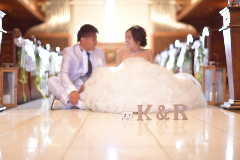 結婚式場で撮影！チャペルプラン「ドレス1点(WorC)・タキシード1点＋データ80カット＋チャペル使用料」